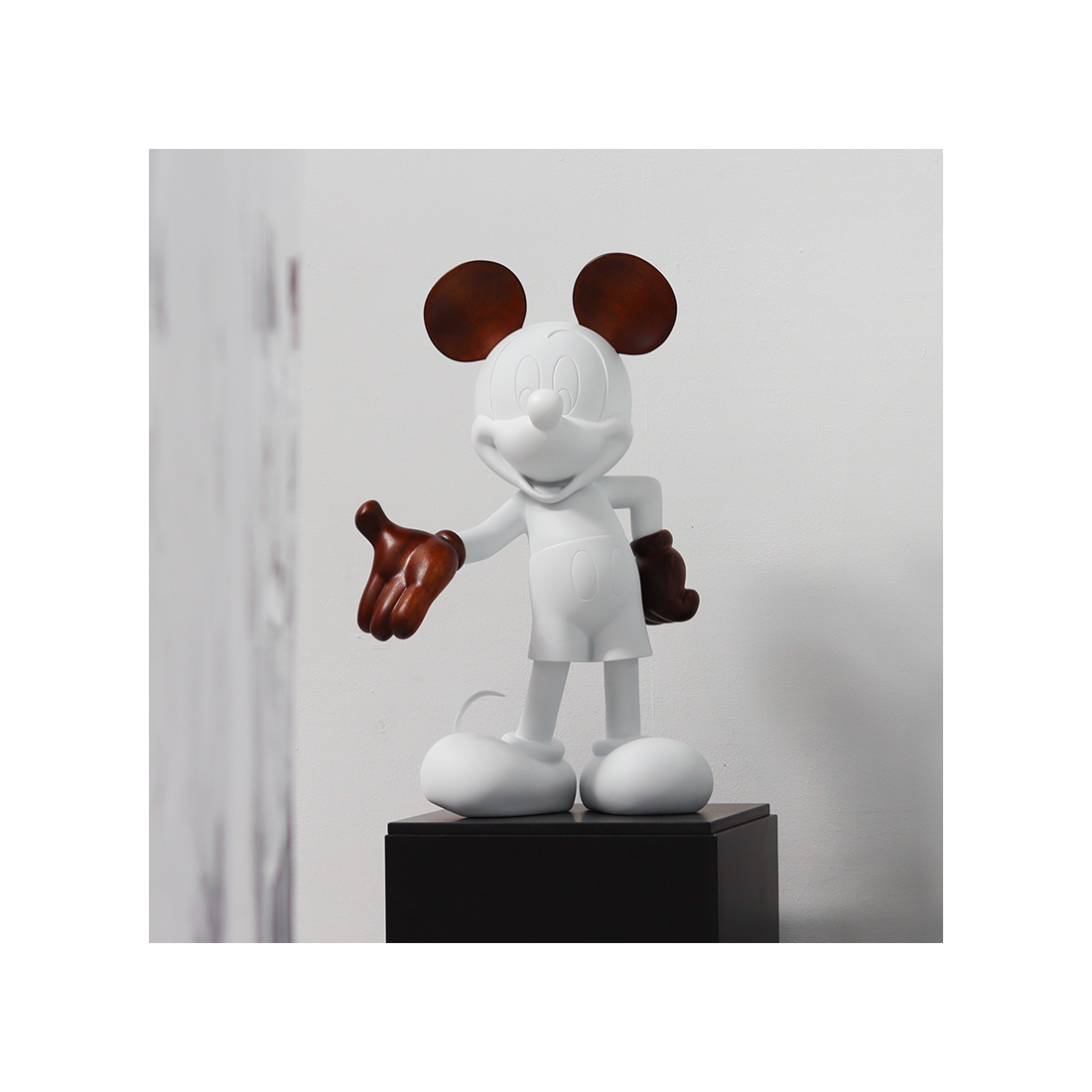 MICKEY WELCOME WOOD - MEDIUM