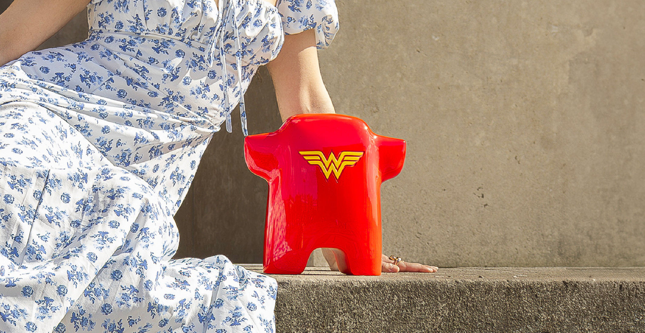 SPIRIT WONDER WOMAN - SMALL