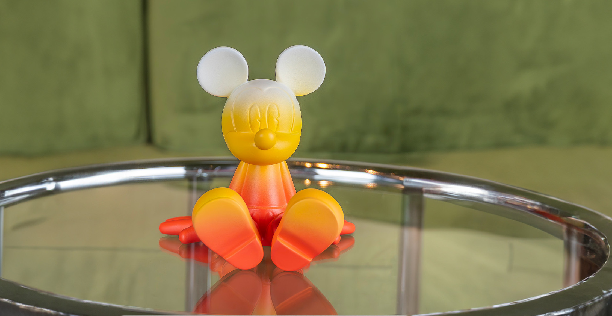 SITTING MICKEY GRADIENT - EXTRA SMALL