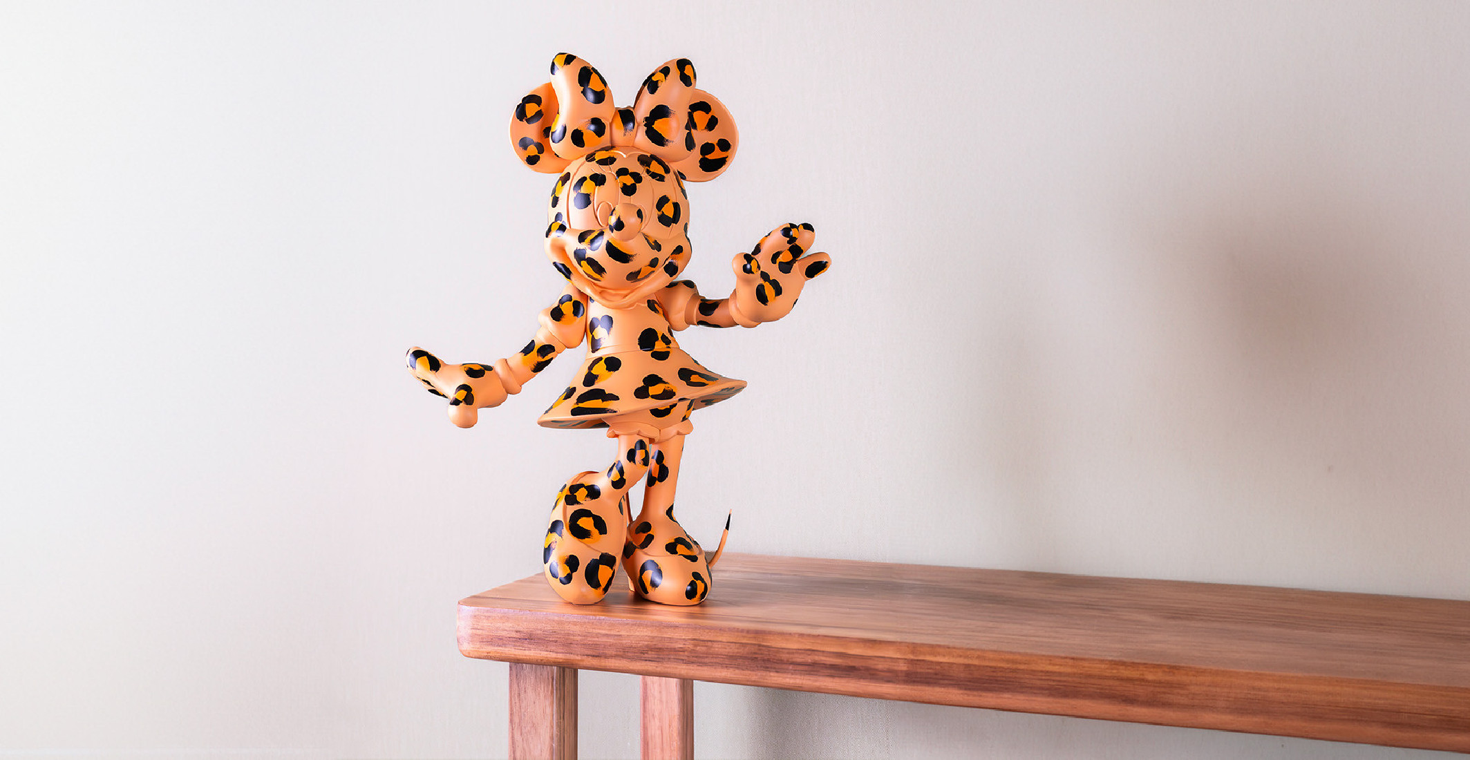 MINNIE WELCOME LEOPARD - MEDIUM