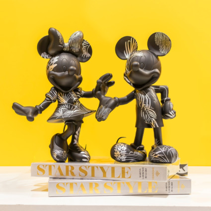 STAR STYLE INTERIORS OF MARTYN LAWRENCE BULLARD