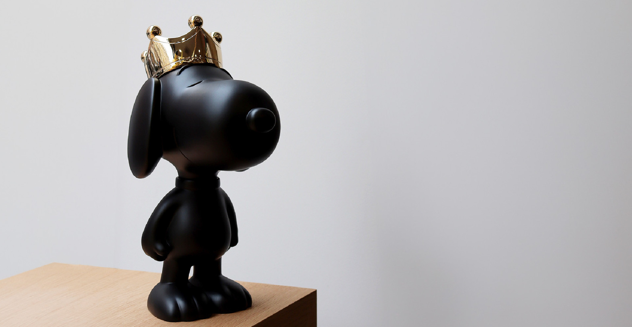 SNOOPY CROWN BICOLOR - MEDIUM
