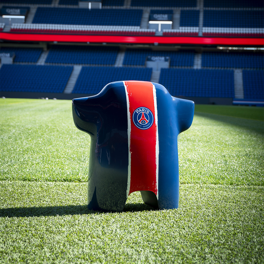 ICONS x PSG - SCULPTURE HOME - MEDIUM