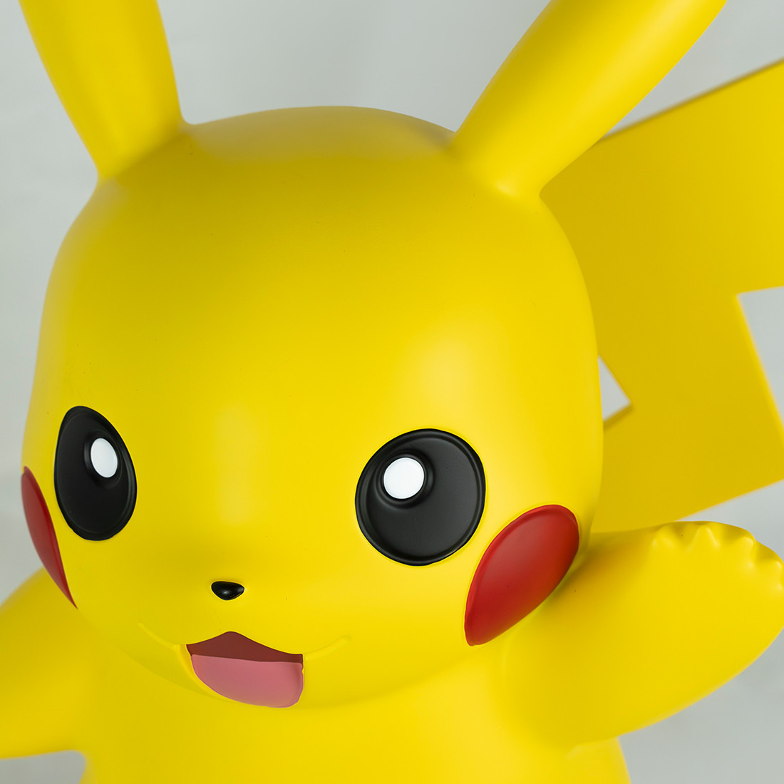 PIKACHU - MEDIUM