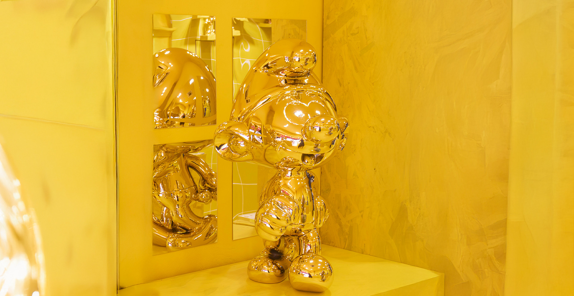 SMURF WALKER CHROMED GOLD - MEDIUM