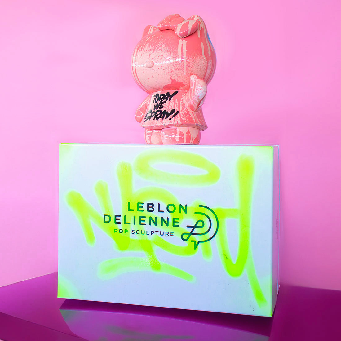 HELLO KITTY GRAFFITI 12 - SMALL