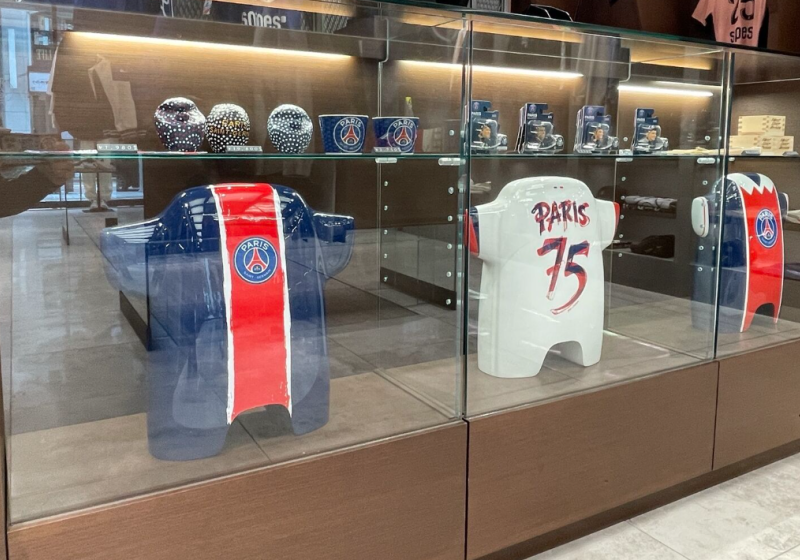 PSG Sculpture 2