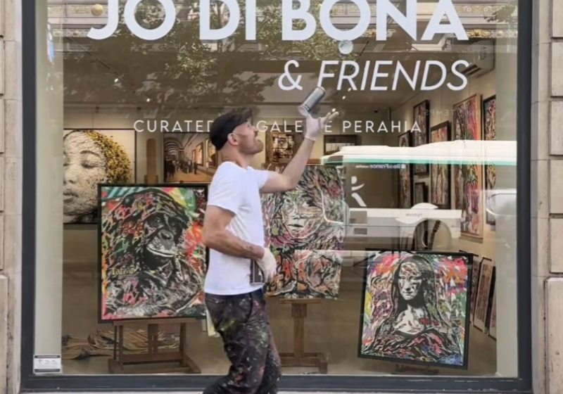 One Artwork, Eight Editions: The Pop Icon Kitty Makes a Splash in Paris